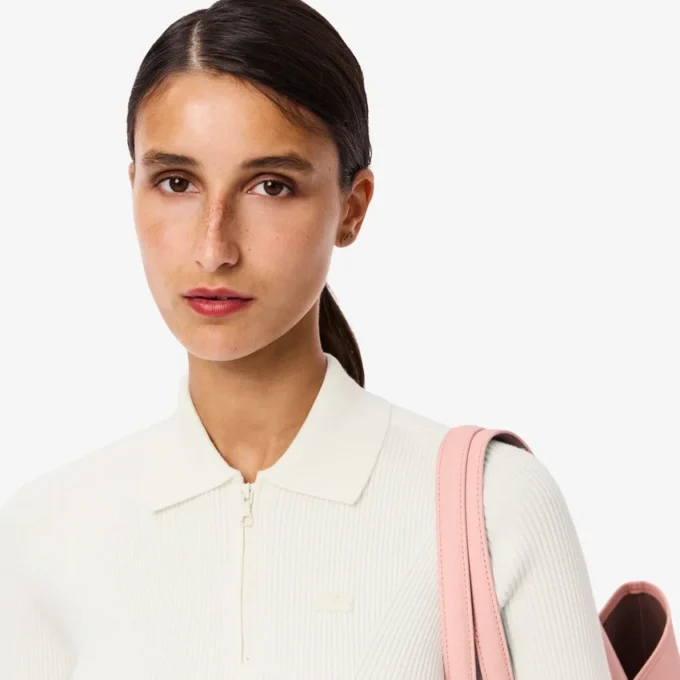 3D-geripptes Strick-Poloshirt für Damen 3D-geripptes Strick-Poloshirt für Damen