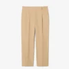 Chino-Hose aus Baumwolle in gerader Passform Chino-Hose aus Baumwolle in gerader Passform