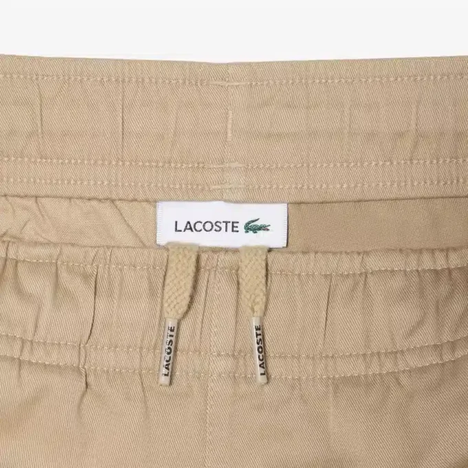 Chino-Shorts aus Stretch-Baumwolltwill Chino-Shorts aus Stretch-Baumwolltwill