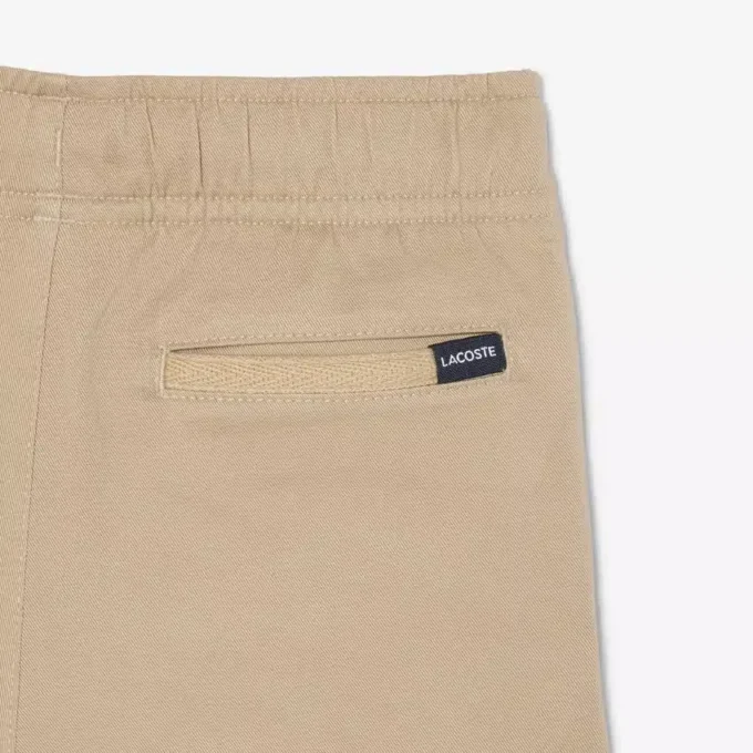 Chino-Shorts aus Stretch-Baumwolltwill Chino-Shorts aus Stretch-Baumwolltwill