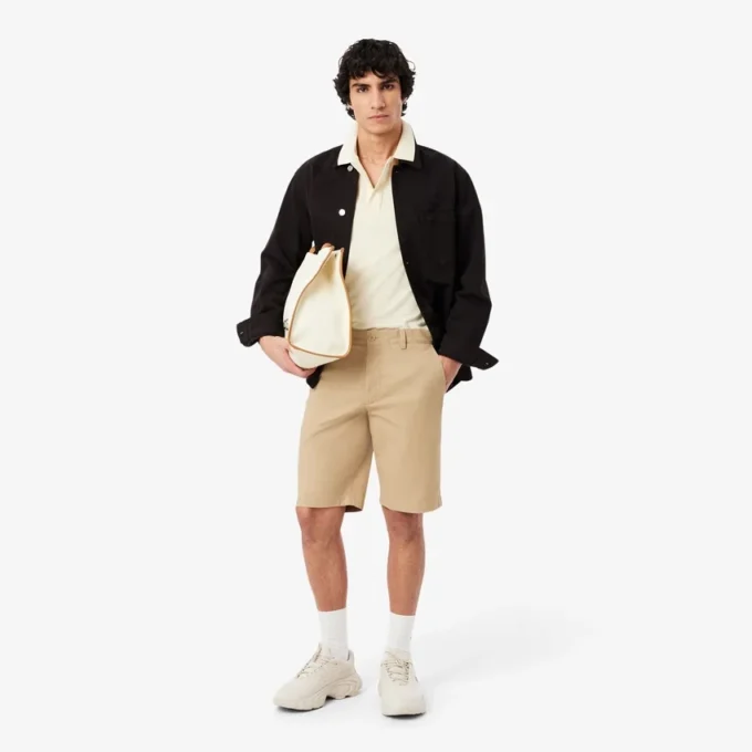 Chino-Shorts aus Stretch-Twill Chino-Shorts aus Stretch-Twill