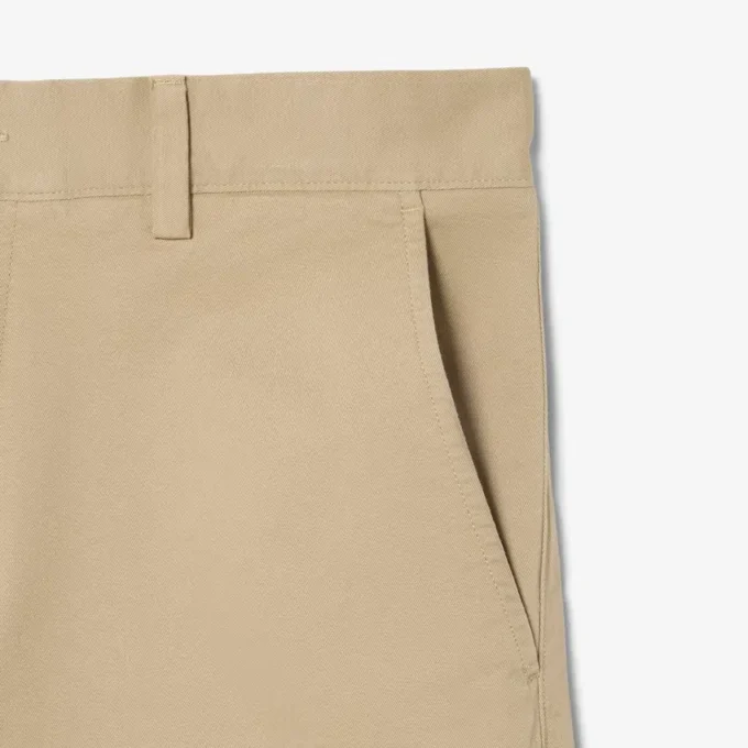 Chino-Shorts aus Stretch-Twill Chino-Shorts aus Stretch-Twill