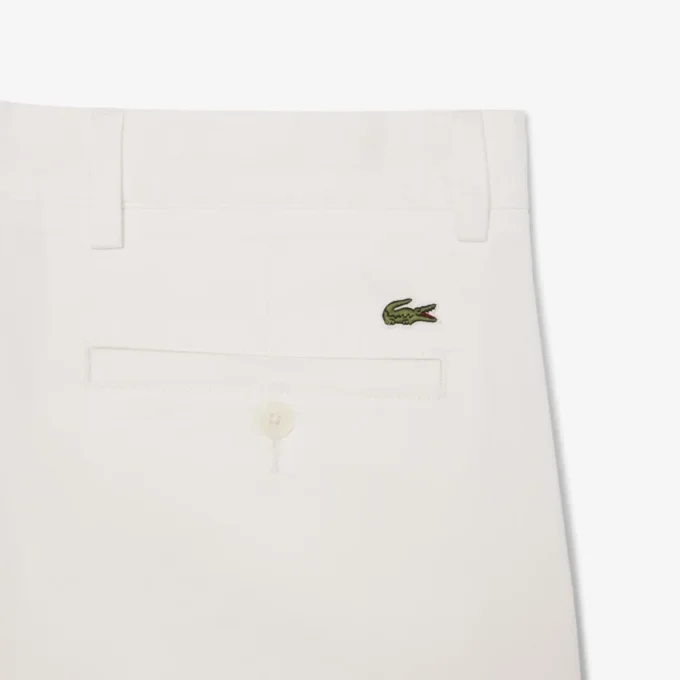 Chino-Shorts aus Stretch-Twill Chino-Shorts aus Stretch-Twill