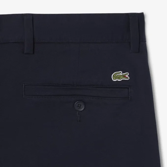 Chino-Shorts aus Stretch-Twill Chino-Shorts aus Stretch-Twill