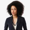 Damen-Blazer aus Wolle mit gesticktem Logo und schmaler Passform Damen-Blazer aus Wolle mit gesticktem Logo und schmaler Passform