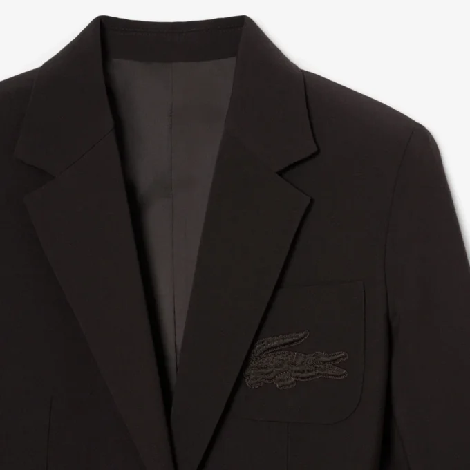 Damen-Blazer aus Wolle mit gesticktem Logo und schmaler Passform Damen-Blazer aus Wolle mit gesticktem Logo und schmaler Passform