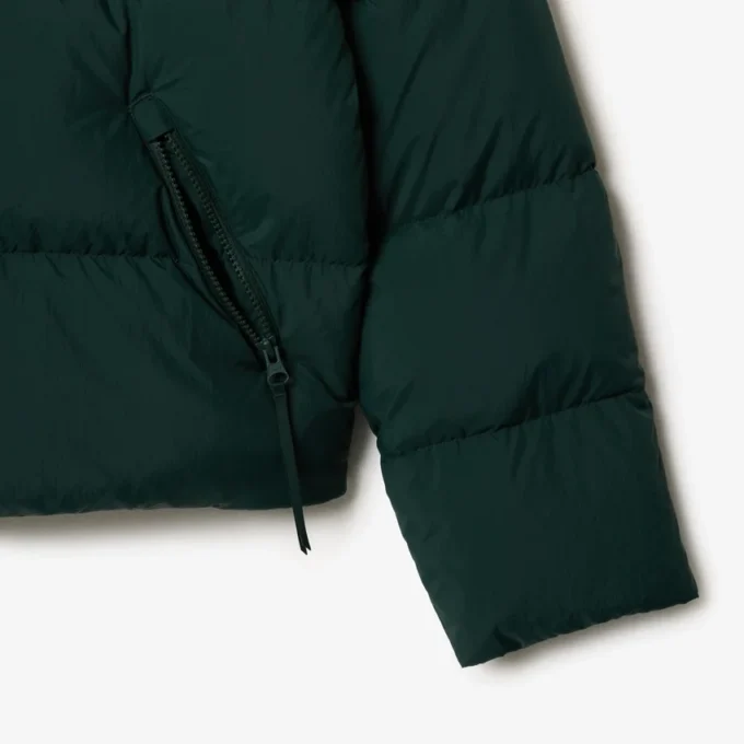 Damen-Daunenjacke mit Kapuze in Relaxed Fit Damen-Daunenjacke mit Kapuze in Relaxed Fit