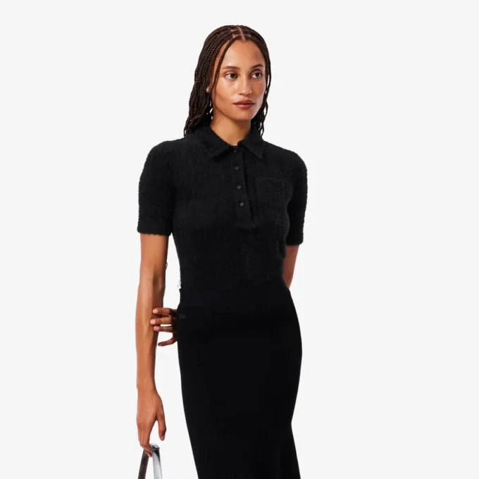 Damen-Poloshirt mit schmaler Passform aus flauschigem Rippstrick Damen-Poloshirt mit schmaler Passform aus flauschigem Rippstrick