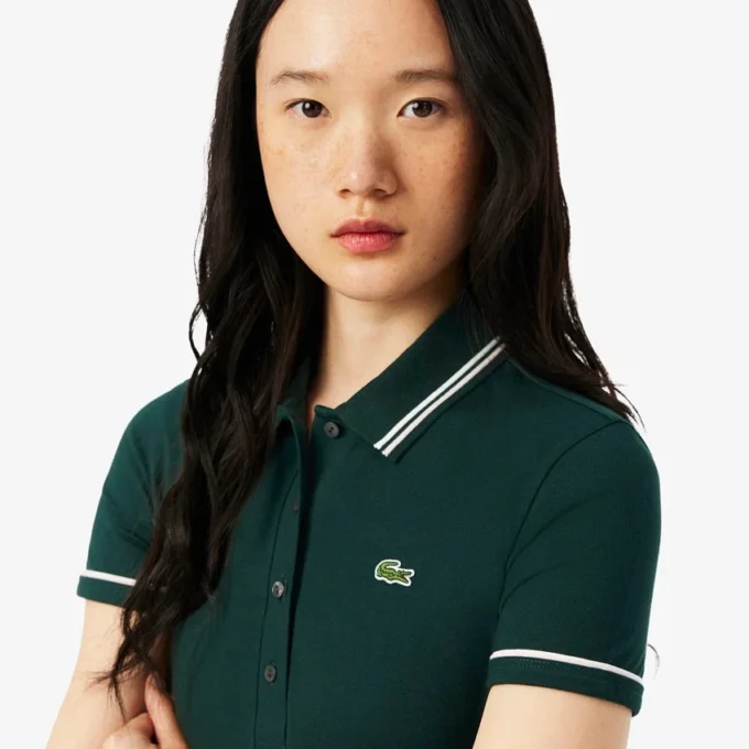 Damen-Poloshirt mit schmaler Passform und Zierdetails L.12.D Damen-Poloshirt mit schmaler Passform und Zierdetails L.12.D