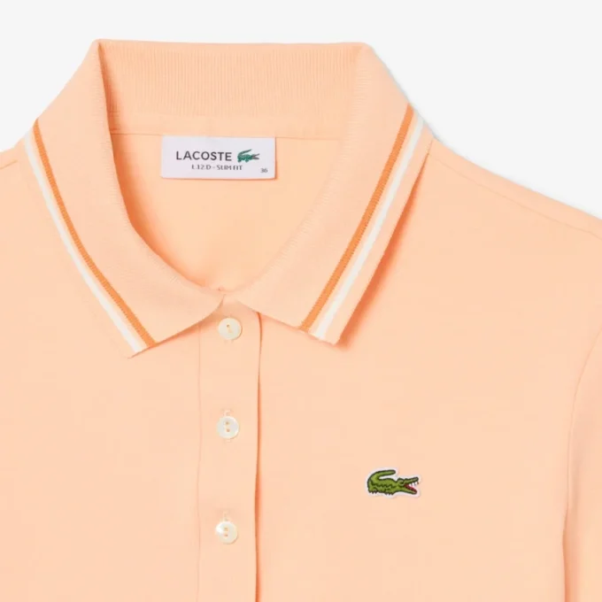 Damen-Poloshirt mit schmaler Passform und Zierdetails L.12.D Damen-Poloshirt mit schmaler Passform und Zierdetails L.12.D