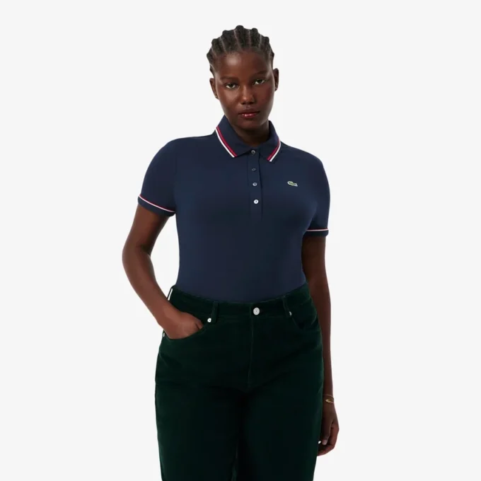 Damen-Poloshirt mit schmaler Passform und Zierdetails L.12.D Damen-Poloshirt mit schmaler Passform und Zierdetails L.12.D