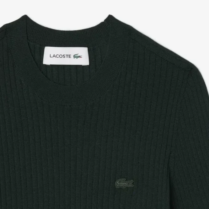 Damen-Pullover aus Merinowolle mit geripptem Strick und kurzen Ärmeln Damen-Pullover aus Merinowolle mit geripptem Strick und kurzen Ärmeln