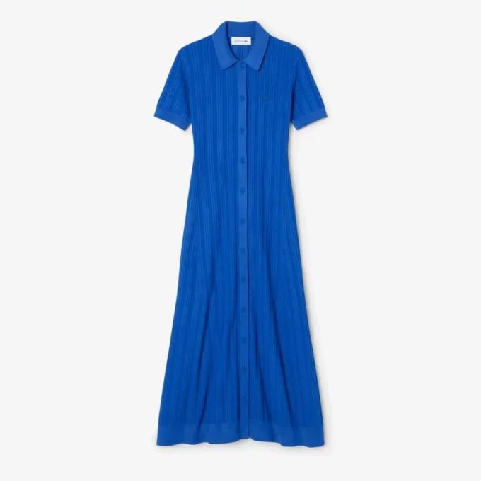 Damenkleid mit geripptem Strick und Poloshirt-Kragen Damenkleid mit geripptem Strick und Poloshirt-Kragen