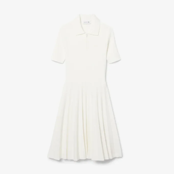 Damenkleid mit Plissee und Poloshirt-Kragen Damenkleid mit Plissee und Poloshirt-Kragen