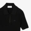 Damenkleid mit Plissee und Poloshirt-Kragen Damenkleid mit Plissee und Poloshirt-Kragen