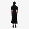 Damenkleid mit Polo-Kragen aus flauschigem Rippstrick Damenkleid mit Polo-Kragen aus flauschigem Rippstrick