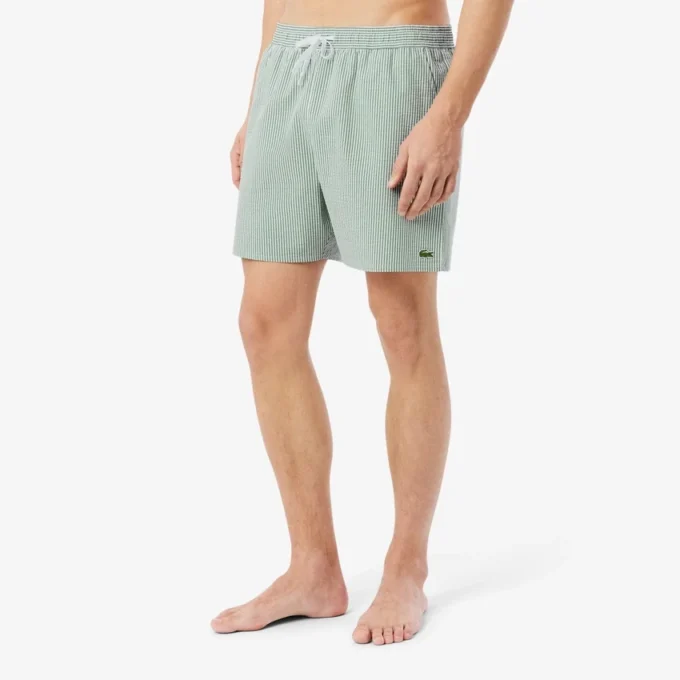 Gestreifte, strukturierte Retroshorts in mittlerer Länge für Herren Gestreifte, strukturierte Retroshorts in mittlerer Länge für Herren