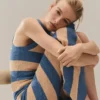 Gestreiftes Baumwollkleid Gestreiftes Baumwollkleid