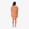 Gestreiftes T-Shirt-Kleid aus Mesh-Strick Gestreiftes T-Shirt-Kleid aus Mesh-Strick