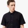 Herren-Baumwollhemd mit kurzen Ärmeln in Regular Fit Herren-Baumwollhemd mit kurzen Ärmeln in Regular Fit
