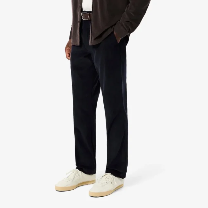 Herren-Chino-Hose aus Cord in Regular Fit Herren-Chino-Hose aus Cord in Regular Fit