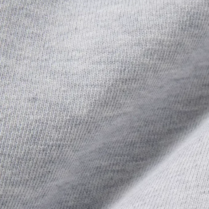 Herren-Fleece-Sweatshirt mit Reißverschluss in klassischer Passform Herren-Fleece-Sweatshirt mit Reißverschluss in klassischer Passform