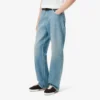 Herren-Jeans aus Denim mit 5 Taschen und lockerer Passform Herren-Jeans aus Denim mit 5 Taschen und lockerer Passform
