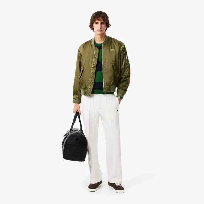 Herren-Jogginghose aus plissiertem Twill Herren-Jogginghose aus plissiertem Twill