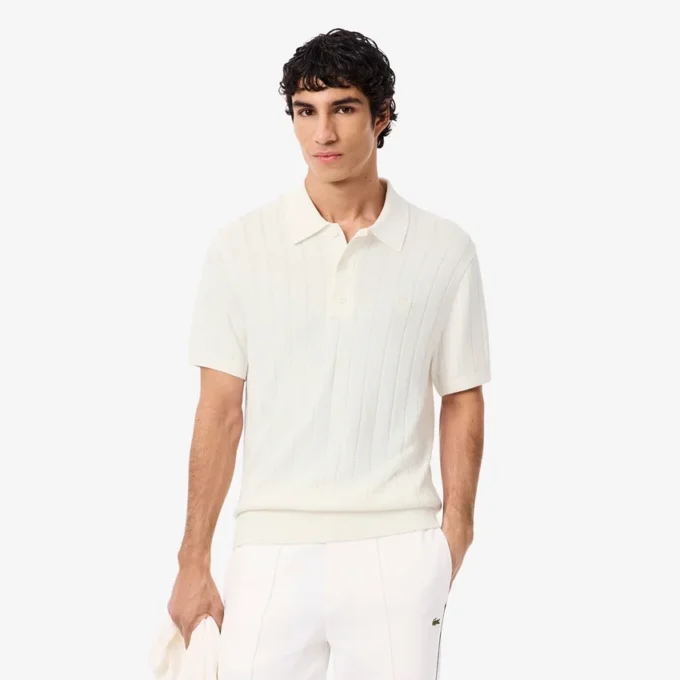 Herren-Poloshirts mit geripptem Strickkragen Herren-Poloshirts mit geripptem Strickkragen