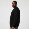 Herren-Pullover aus Baumwolle mit V-Ausschnitt Herren-Pullover aus Baumwolle mit V-Ausschnitt