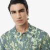 Herren-Pullover mit Kurzarm, Grafikprint und Polokragen Herren-Pullover mit Kurzarm, Grafikprint und Polokragen