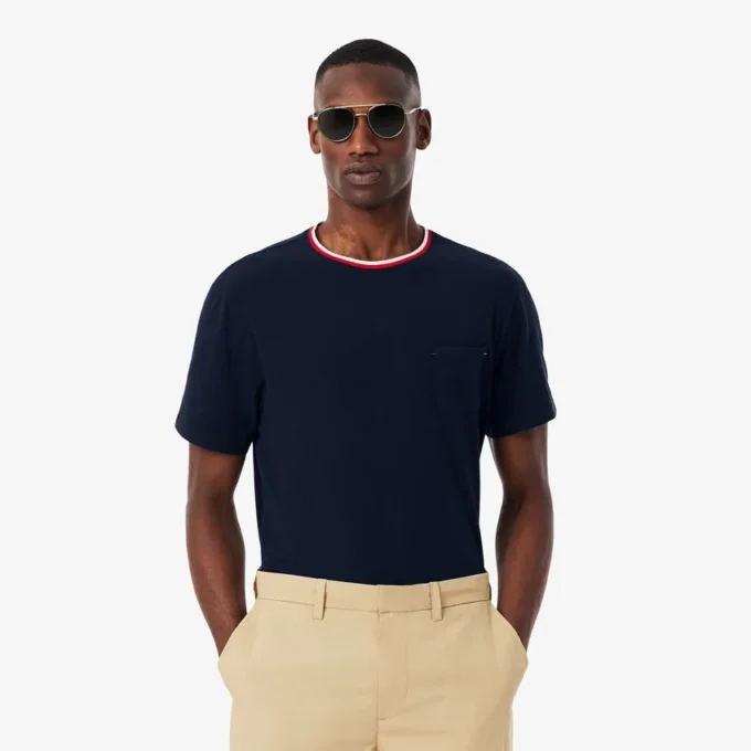 Herren-Pyjama-Oberteil mit kontrastierendem Kragen Herren-Pyjama-Oberteil mit kontrastierendem Kragen