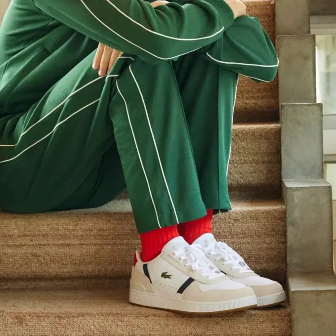 Herren-Sneaker aus Leder mit T-Clip Herren-Sneaker aus Leder mit T-Clip