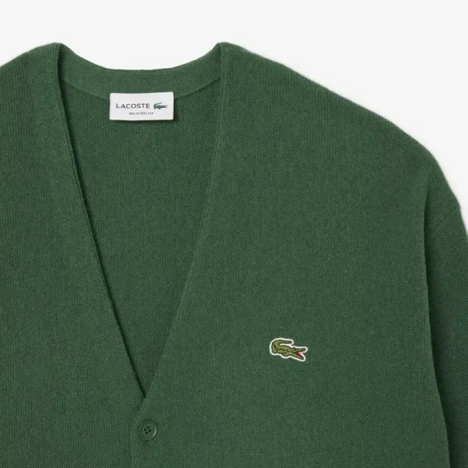 Herren-Strickjacke aus Wolle in Relaxed Fit Herren-Strickjacke aus Wolle in Relaxed Fit