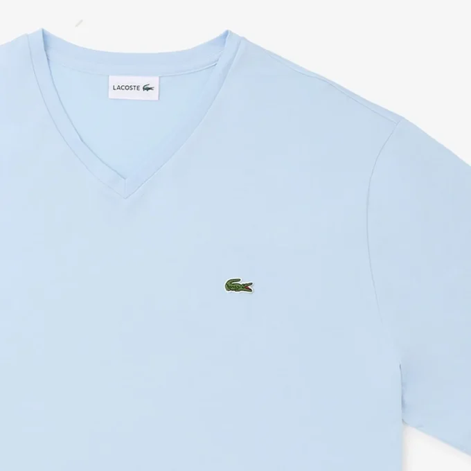 Herren-T-Shirt mit geripptem V-Ausschnitt in langer Passform Herren-T-Shirt mit geripptem V-Ausschnitt in langer Passform