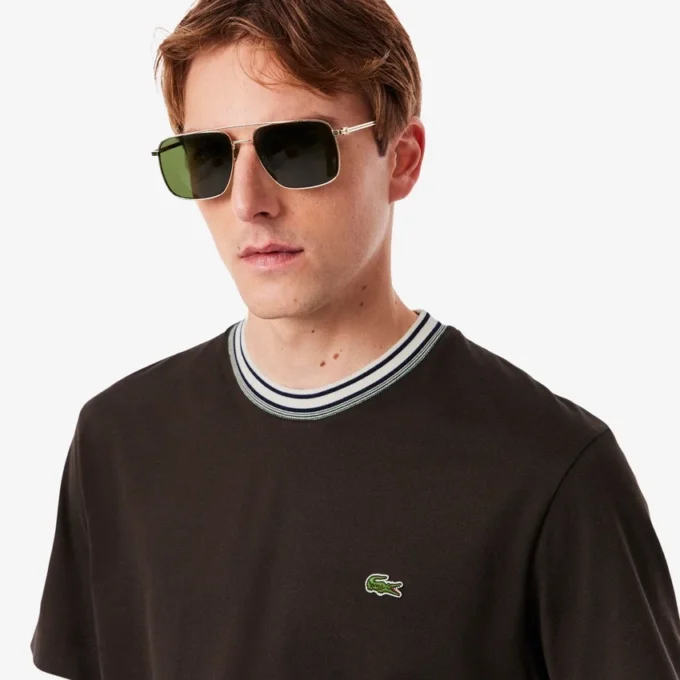 Herren-T-Shirt mit Streifen am Kragen, hergestellt in Frankreich Herren-T-Shirt mit Streifen am Kragen, hergestellt in Frankreich