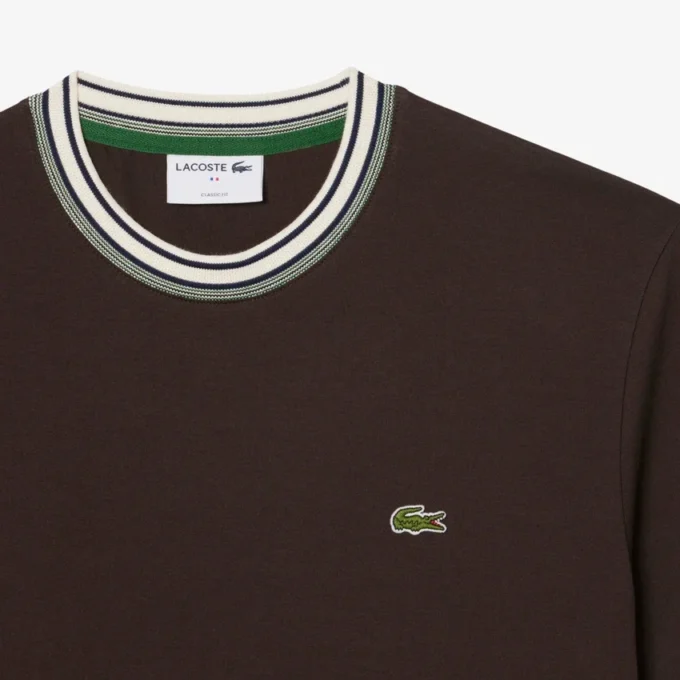 Herren-T-Shirt mit Streifen am Kragen, hergestellt in Frankreich Herren-T-Shirt mit Streifen am Kragen, hergestellt in Frankreich