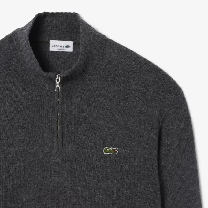 Herren-Wollpullover mit Reißverschluss und hohem Kragen Herren-Wollpullover mit Reißverschluss und hohem Kragen
