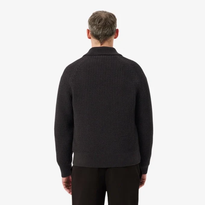 Jacke aus grobem Strick mit Struktur Jacke aus grobem Strick mit Struktur