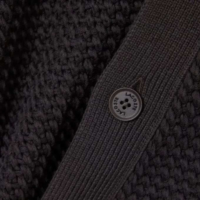 Jacke aus grobem Strick mit Struktur Jacke aus grobem Strick mit Struktur
