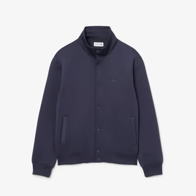 Jacke mit hohem Kragen und Stickerei Jacke mit hohem Kragen und Stickerei