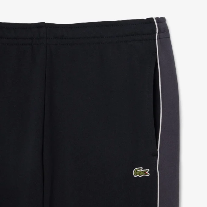 Jogginghose mit schmal zulaufendem Bein Jogginghose mit schmal zulaufendem Bein