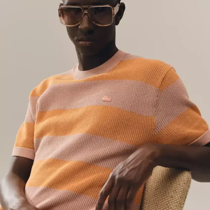Kurzärmeliger Baumwollpullover Kurzärmeliger Baumwollpullover