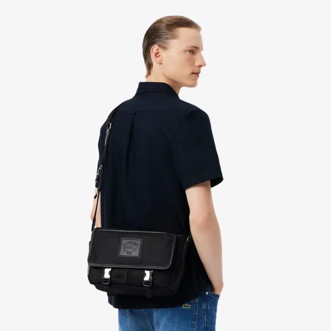 Lacoste Classic Satchel mit Klappenverschluss Lacoste Classic Satchel mit Klappenverschluss