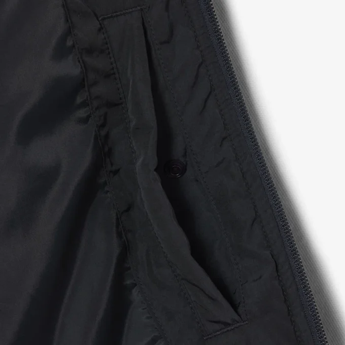 Leichte, wasserabweisende, gesteppte Puffjacke Leichte, wasserabweisende, gesteppte Puffjacke