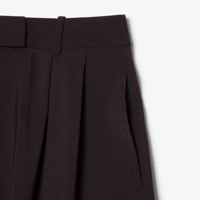 Oversized-Bermudashorts aus The Blend mit Falten Oversized-Bermudashorts aus The Blend mit Falten