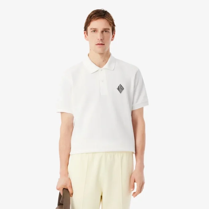 Polohemd mit klassischer Passform und Emblem-Akzent Polohemd mit klassischer Passform und Emblem-Akzent