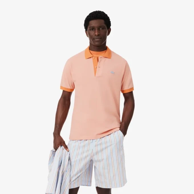 Polohemd mit klassischer Passform und kontrastierenden Rippen Polohemd mit klassischer Passform und kontrastierenden Rippen