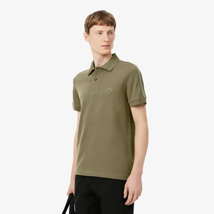 Polohemd mit Logo-Streifen in Regular Fit Polohemd mit Logo-Streifen in Regular Fit