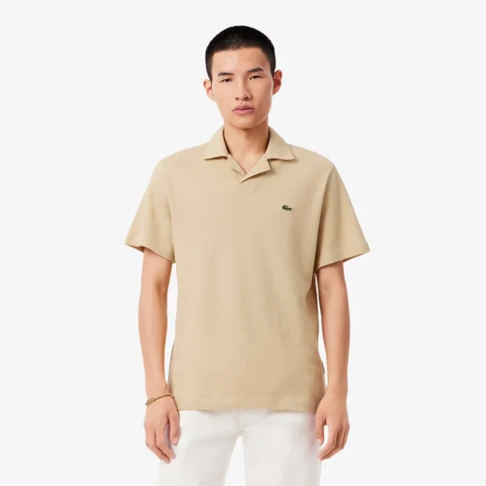 Poloshirts aus Baumwolle und Leinen in klassischer Passform Poloshirts aus Baumwolle und Leinen in klassischer Passform